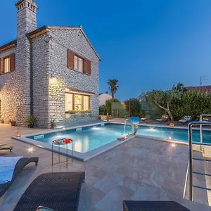Greenhouse Unna With Heated Pool Villa
