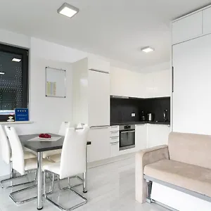 Alex & Betty Apartment